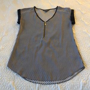 5 for $25 ✨ Express Black with w/Zipper  Blouse